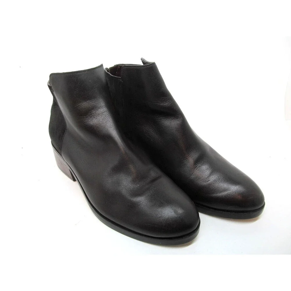 Cole Haan Grand O's Dark Brown Leather  Zip Ankle Booties Womens Size US 8 B